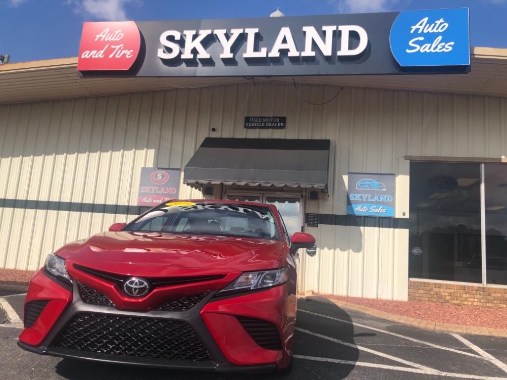 Used 2019 Toyota Camry SE with VIN 4T1B11HK9KU191300 for sale in Tuscaloosa, AL